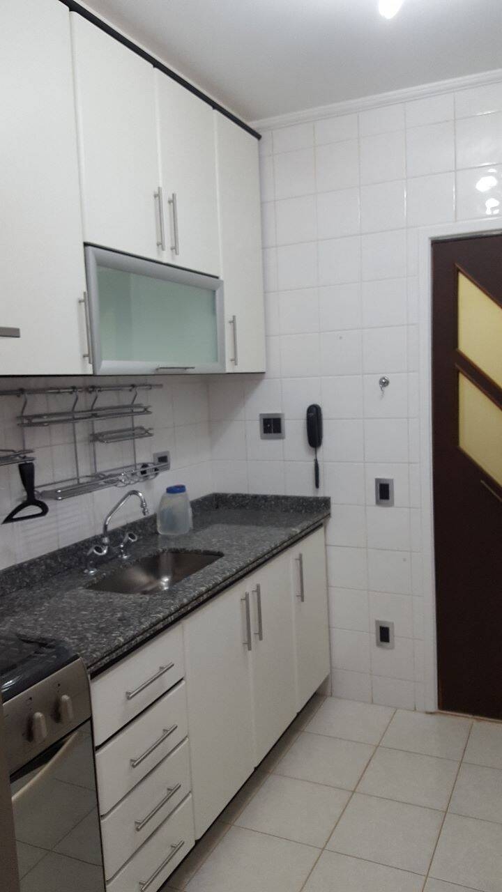 Apartamento para alugar com 3 quartos, 100m² - Foto 11