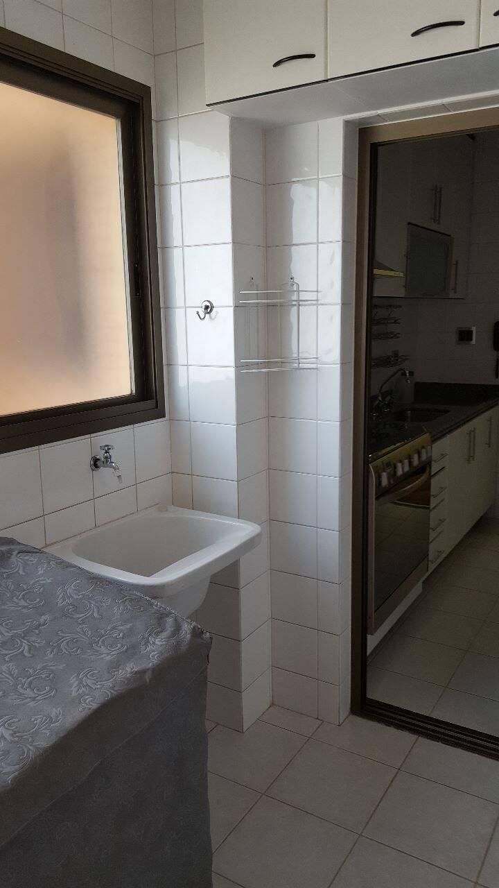 Apartamento para alugar com 3 quartos, 100m² - Foto 21