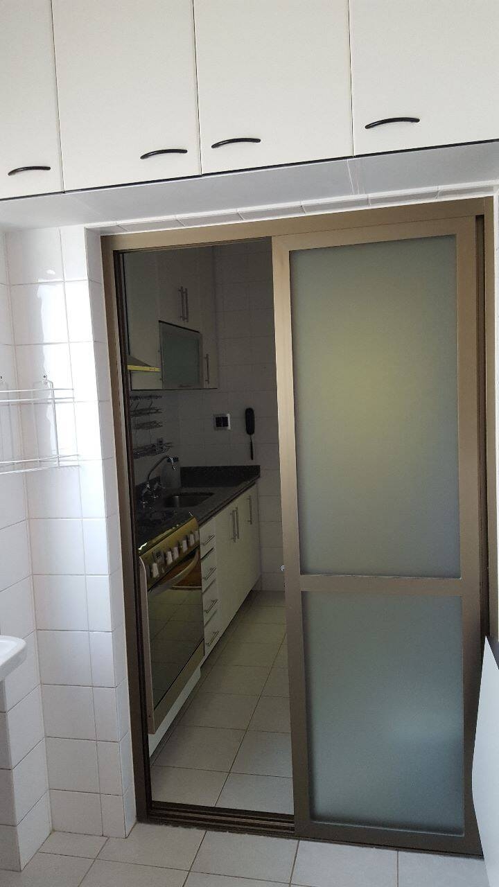 Apartamento para alugar com 3 quartos, 100m² - Foto 17