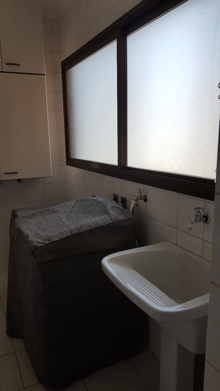 Apartamento para alugar com 3 quartos, 100m² - Foto 22