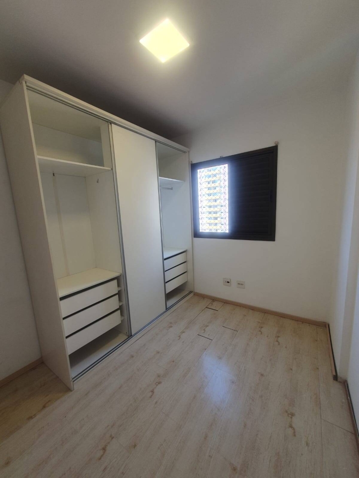 Apartamento à venda com 3 quartos, 65m² - Foto 10