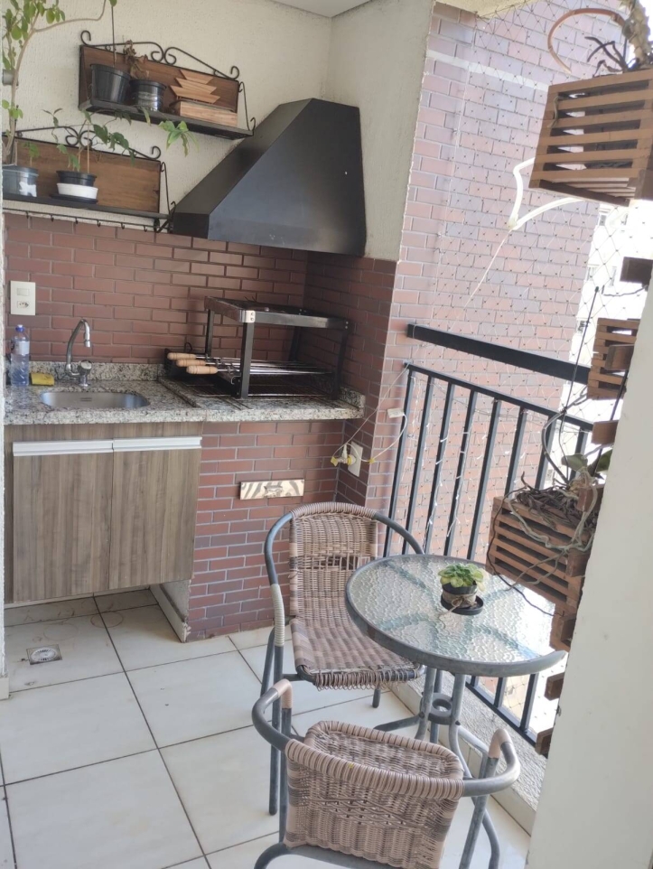 Apartamento à venda com 2 quartos, 61m² - Foto 1