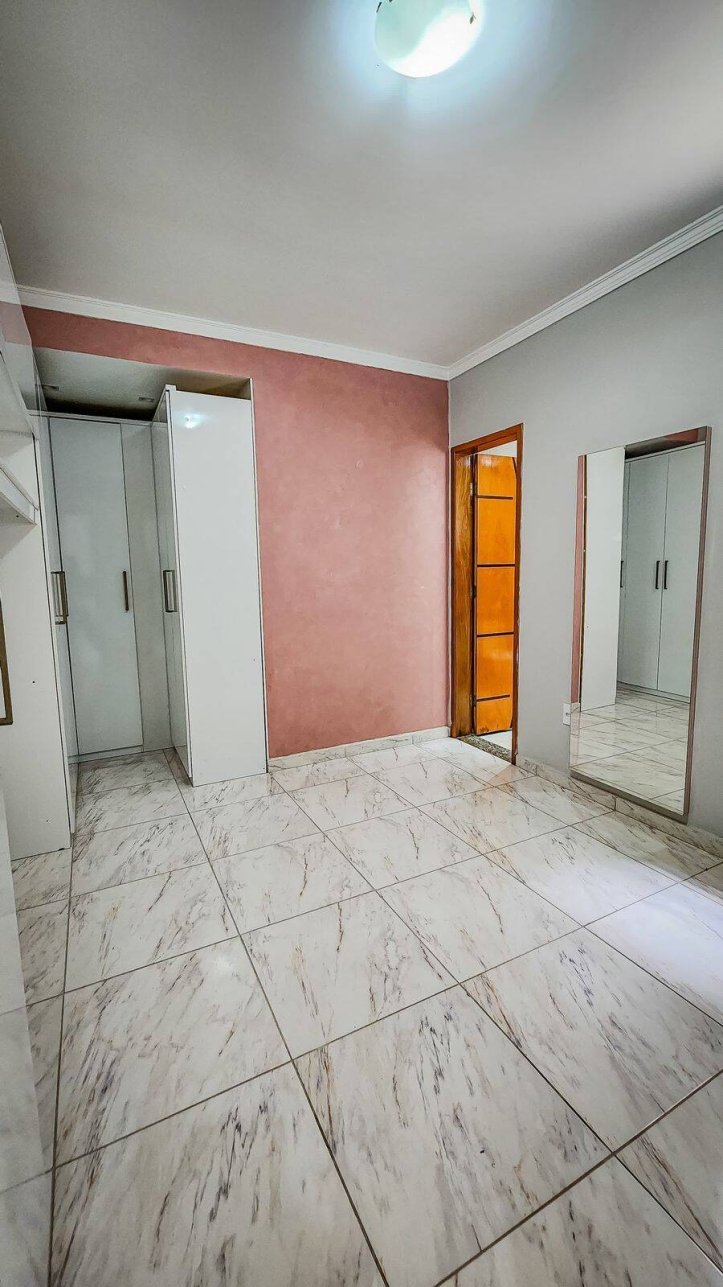 Apartamento à venda com 3 quartos, 80m² - Foto 12