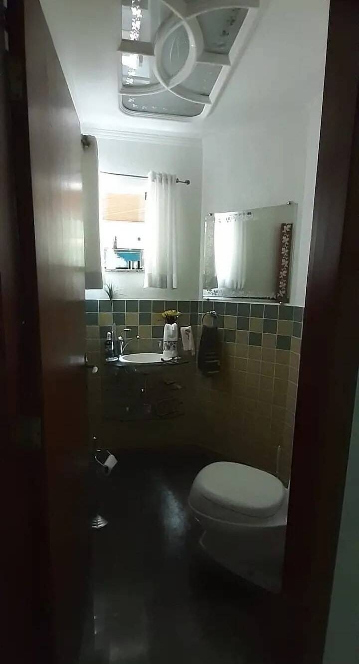 Sobrado à venda com 3 quartos, 236m² - Foto 4