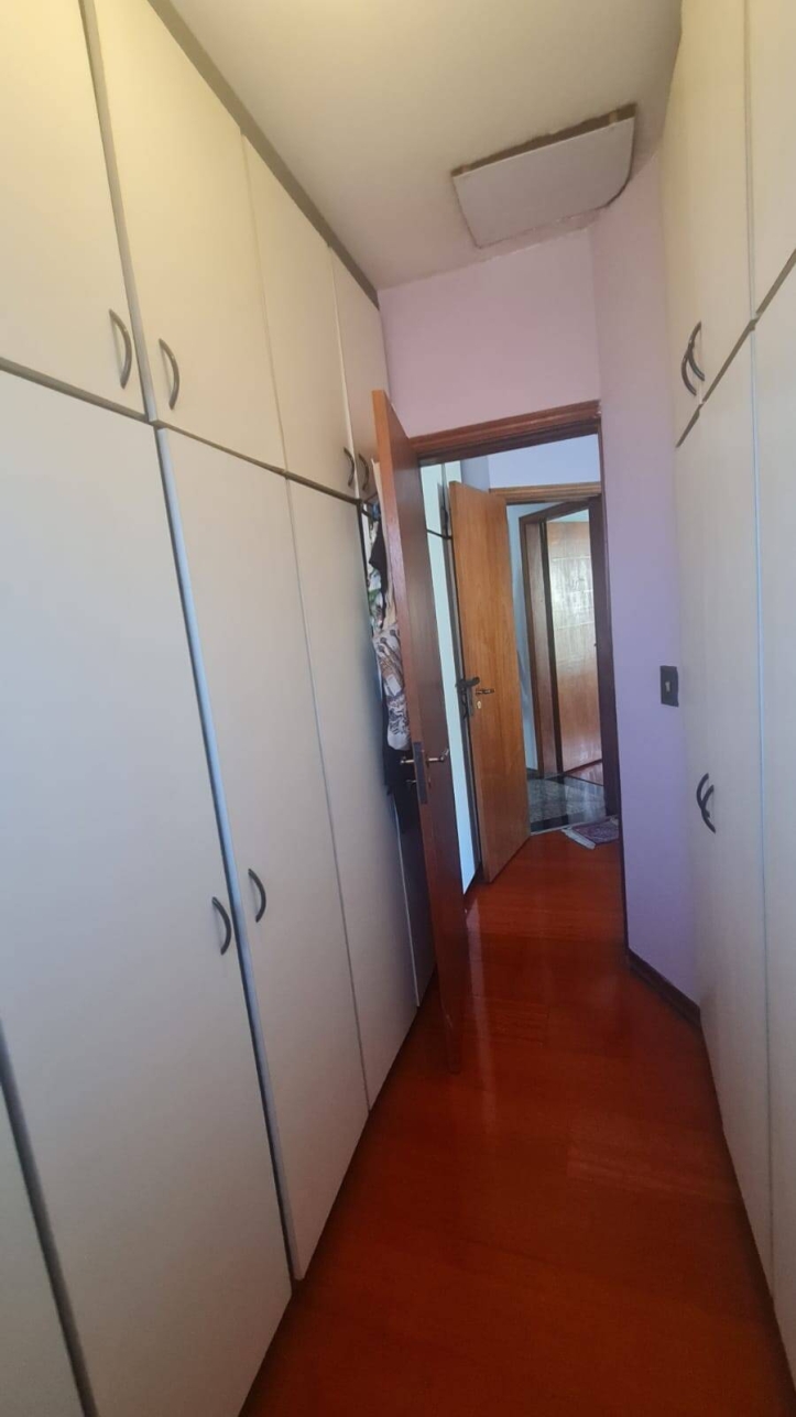 Sobrado à venda com 4 quartos, 300m² - Foto 23