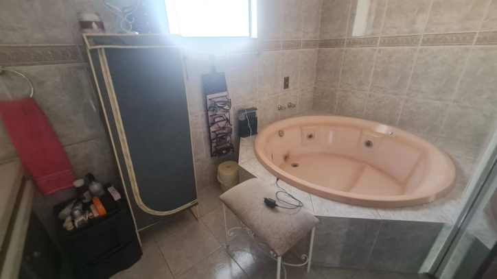 Sobrado à venda com 4 quartos, 300m² - Foto 27