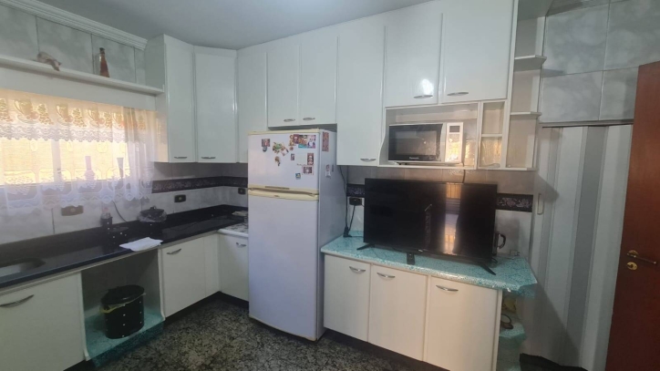 Sobrado à venda com 4 quartos, 300m² - Foto 42