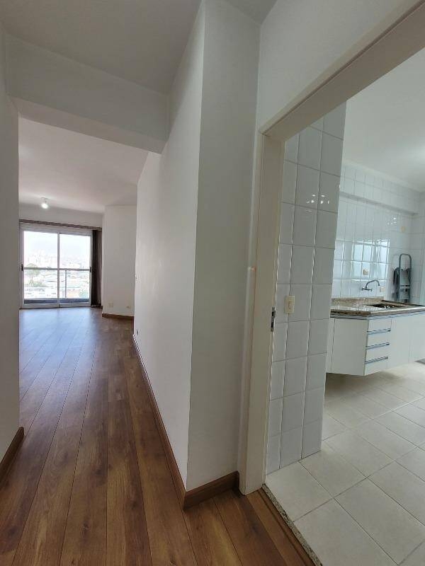 Apartamento à venda com 2 quartos, 66m² - Foto 3