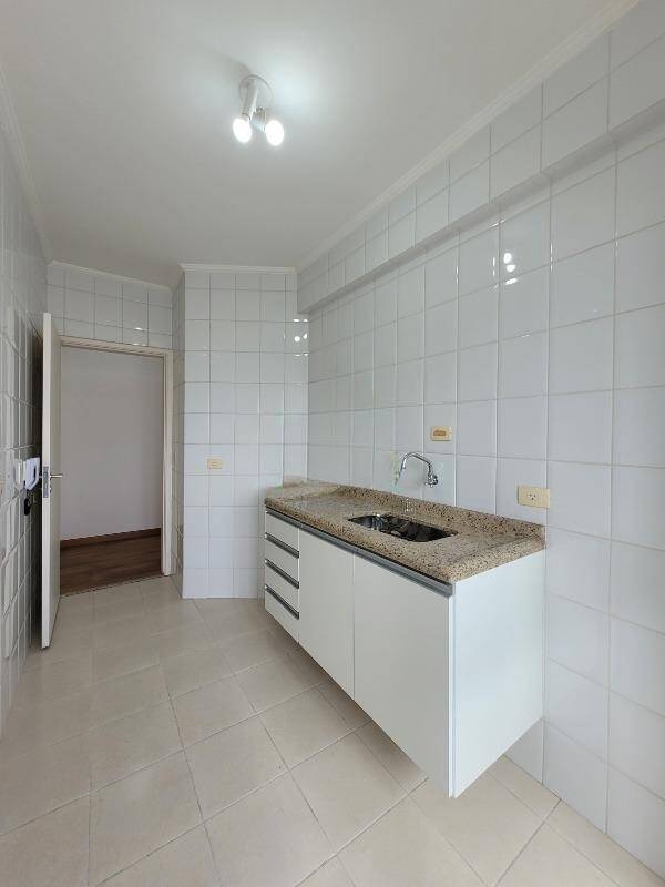 Apartamento à venda com 2 quartos, 66m² - Foto 5