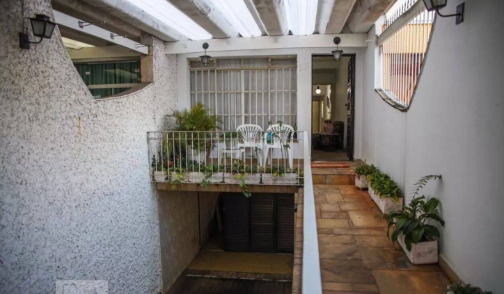 Sobrado à venda com 4 quartos, 255m² - Foto 33