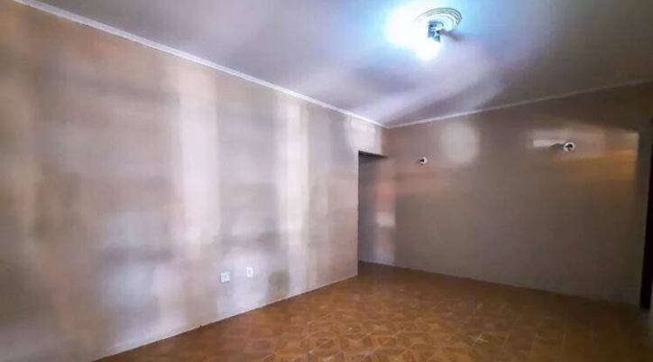 Casa à venda com 4 quartos, 200m² - Foto 7