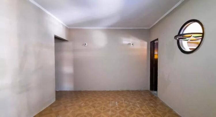 Casa à venda com 4 quartos, 200m² - Foto 6