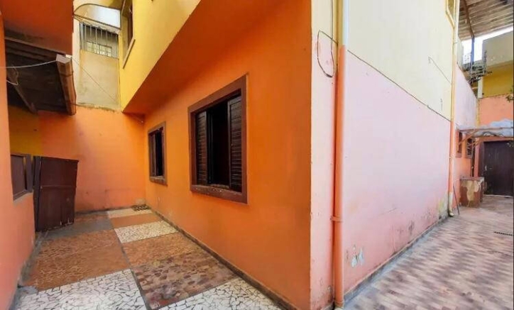 Casa à venda com 4 quartos, 200m² - Foto 33