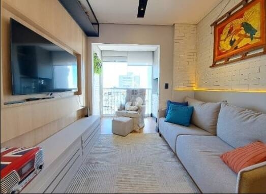 Apartamento à venda com 2 quartos, 64m² - Foto 2