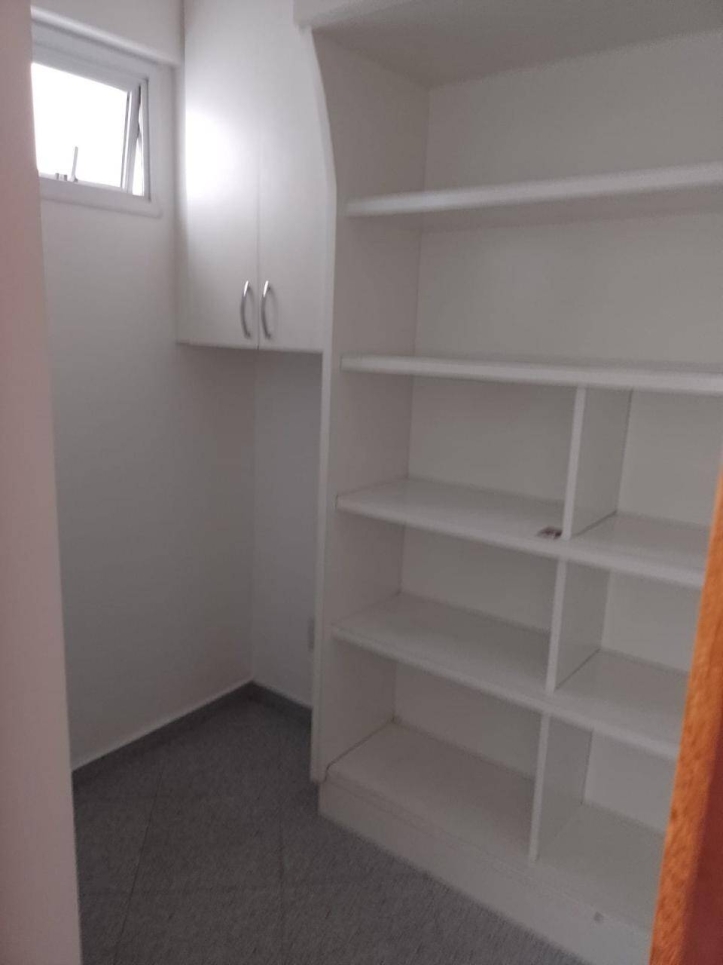 Apartamento à venda com 3 quartos, 137m² - Foto 23