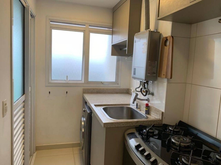 Apartamento à venda com 2 quartos, 62m² - Foto 13