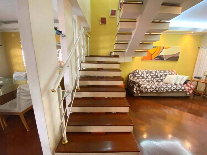 Sobrado à venda com 4 quartos, 298m² - Foto 11