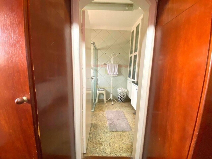 Sobrado à venda com 4 quartos, 298m² - Foto 37