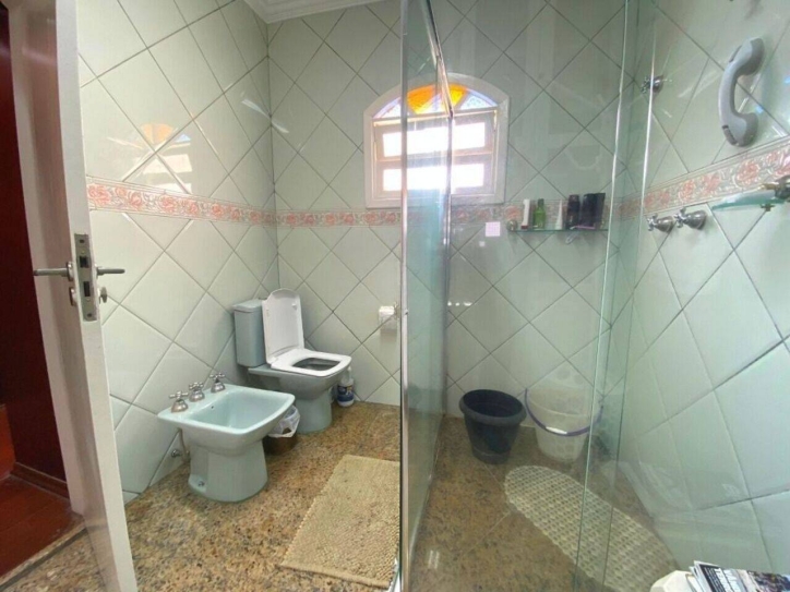 Sobrado à venda com 4 quartos, 298m² - Foto 40