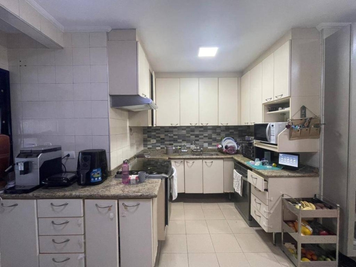 Apartamento à venda com 4 quartos, 138m² - Foto 18