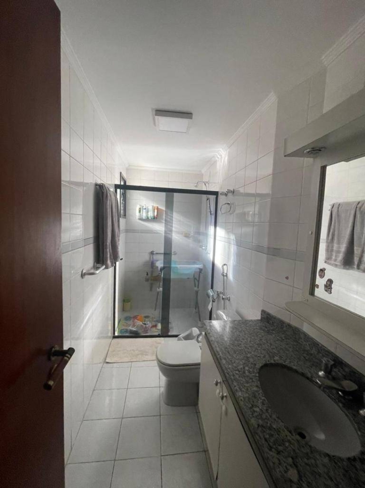 Apartamento à venda com 4 quartos, 138m² - Foto 10