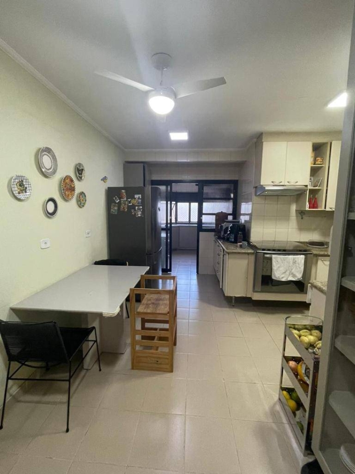 Apartamento à venda com 4 quartos, 138m² - Foto 3