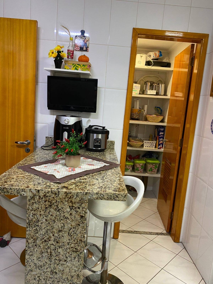 Apartamento à venda com 3 quartos, 105m² - Foto 19