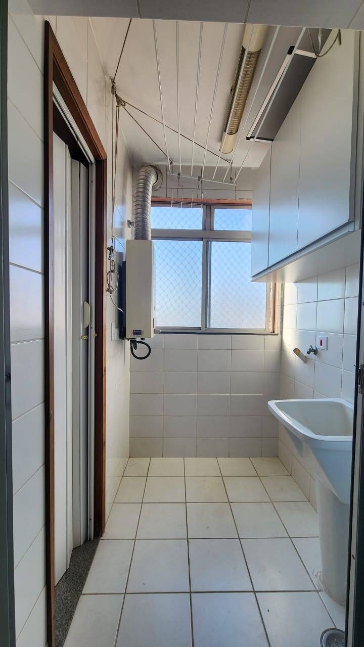 Apartamento à venda com 2 quartos, 69m² - Foto 14