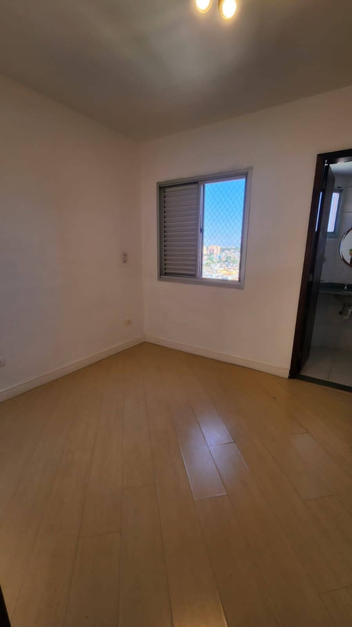 Apartamento à venda com 2 quartos, 69m² - Foto 7