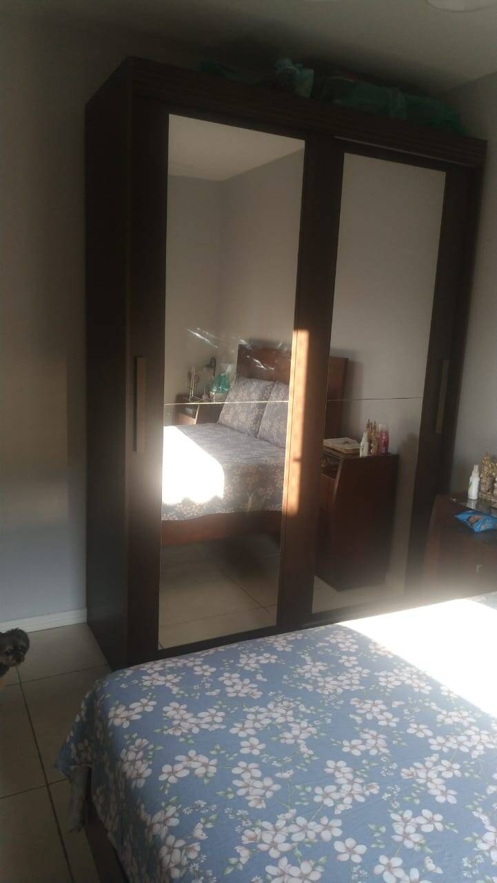 Apartamento à venda com 2 quartos, 60m² - Foto 4