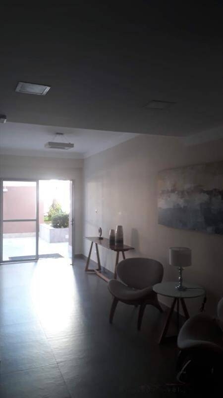 Apartamento à venda com 2 quartos, 55m² - Foto 13