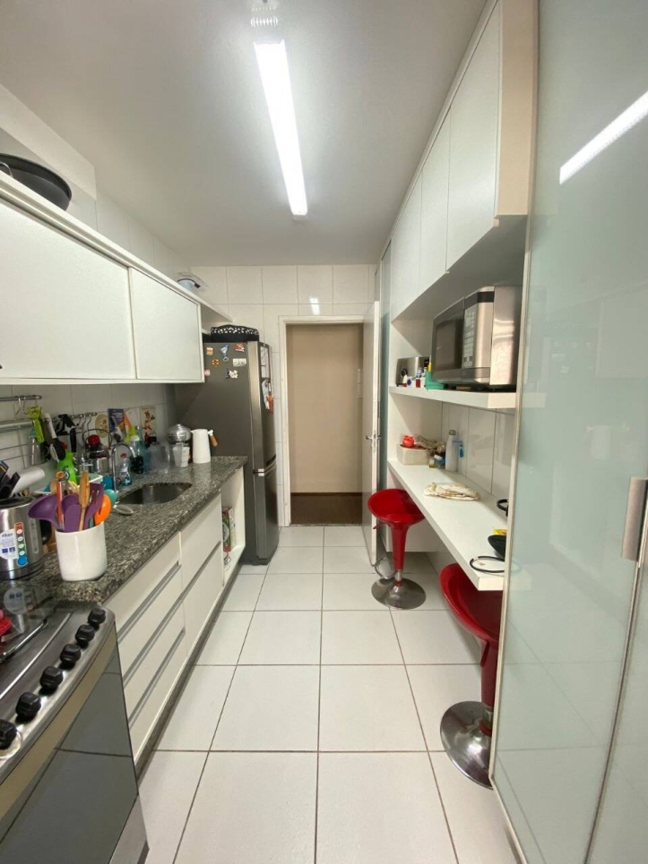 Apartamento à venda com 2 quartos, 84m² - Foto 23