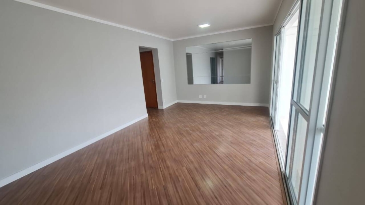 Apartamento à venda com 3 quartos, 107m² - Foto 9