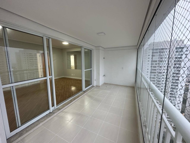 Apartamento à venda com 3 quartos, 107m² - Foto 6