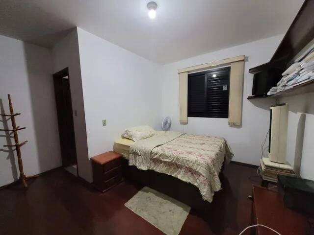 Apartamento à venda com 2 quartos, 72m² - Foto 4