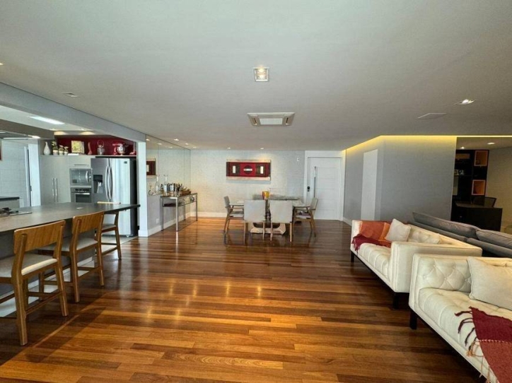 Apartamento à venda com 3 quartos, 198m² - Foto 14