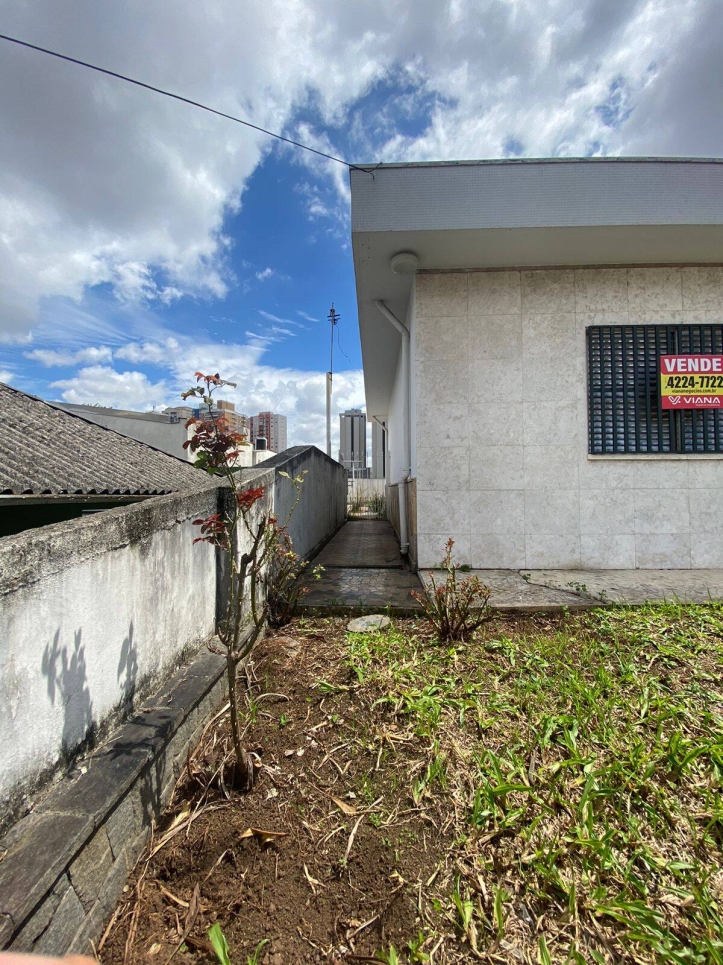 Casa à venda com 3 quartos, 173m² - Foto 2