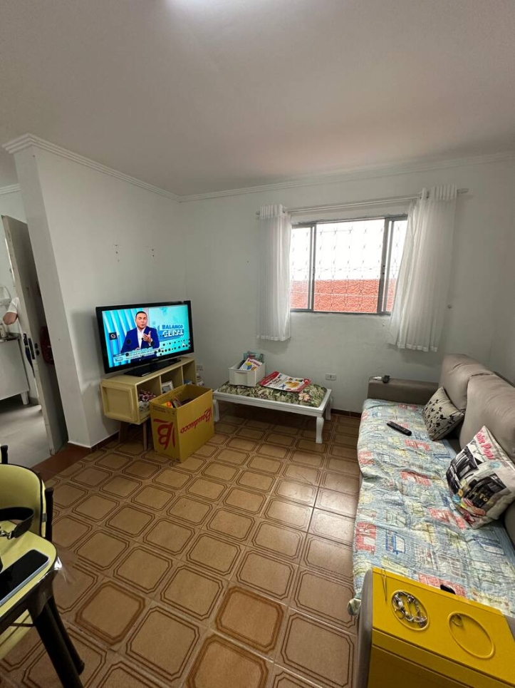 Casa à venda com 2 quartos, 250m² - Foto 2