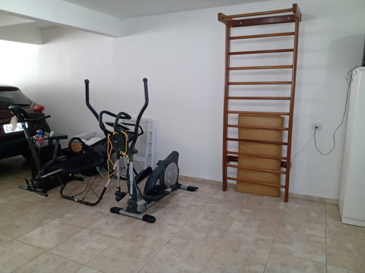 Sobrado à venda com 3 quartos, 300m² - Foto 24