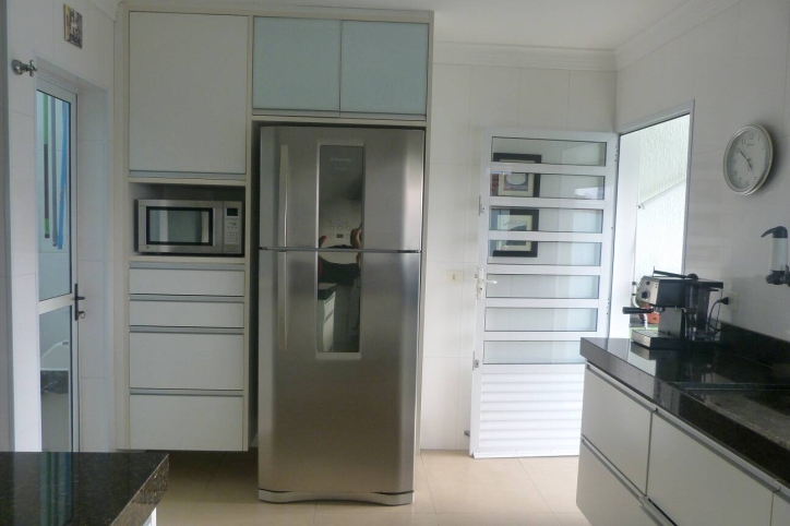 Sobrado à venda com 3 quartos, 300m² - Foto 17