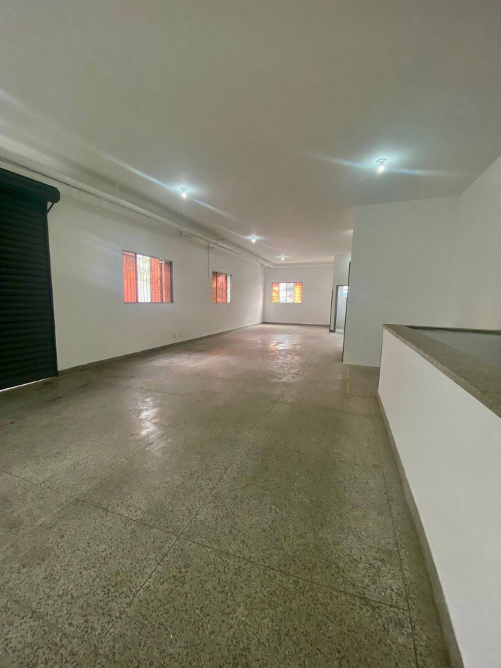 Depósito-Galpão-Armazém à venda, 800m² - Foto 9