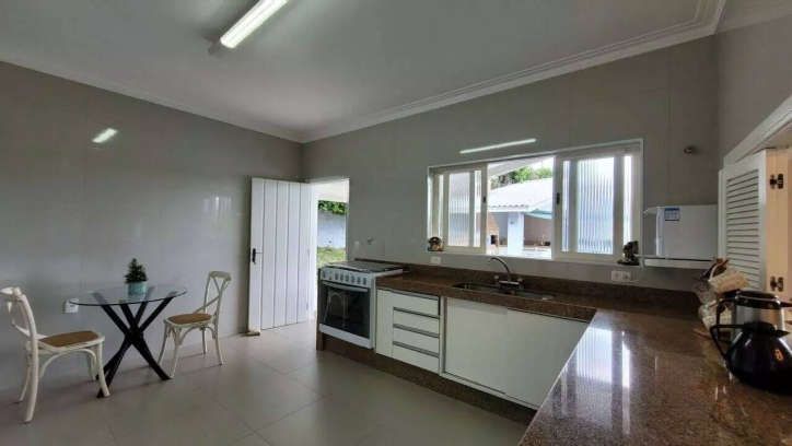 Casa de Condomínio à venda com 3 quartos, 262m² - Foto 21