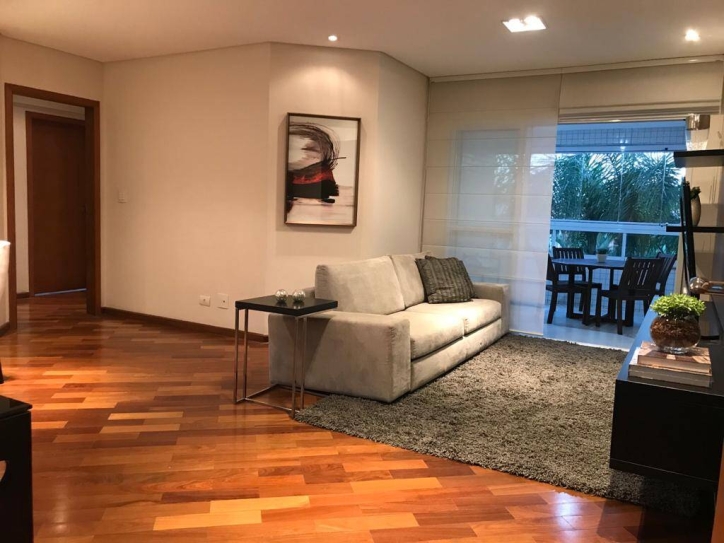 Apartamento à venda com 3 quartos, 130m² - Foto 1