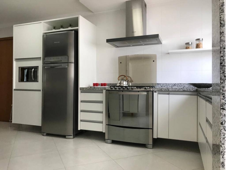 Apartamento à venda com 3 quartos, 155m² - Foto 21