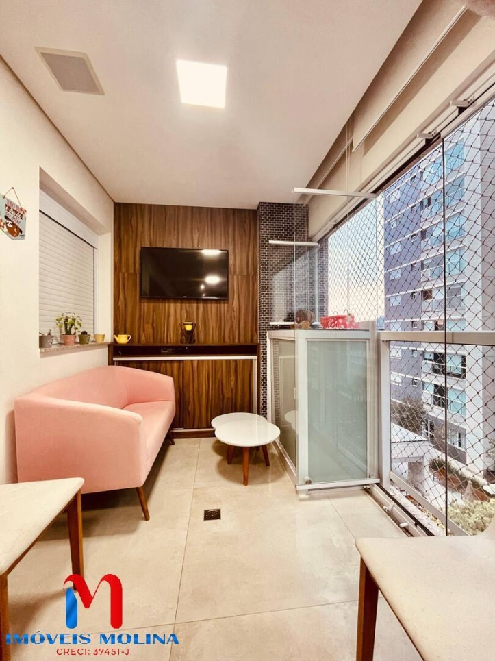 Apartamento à venda com 2 quartos, 113m² - Foto 3