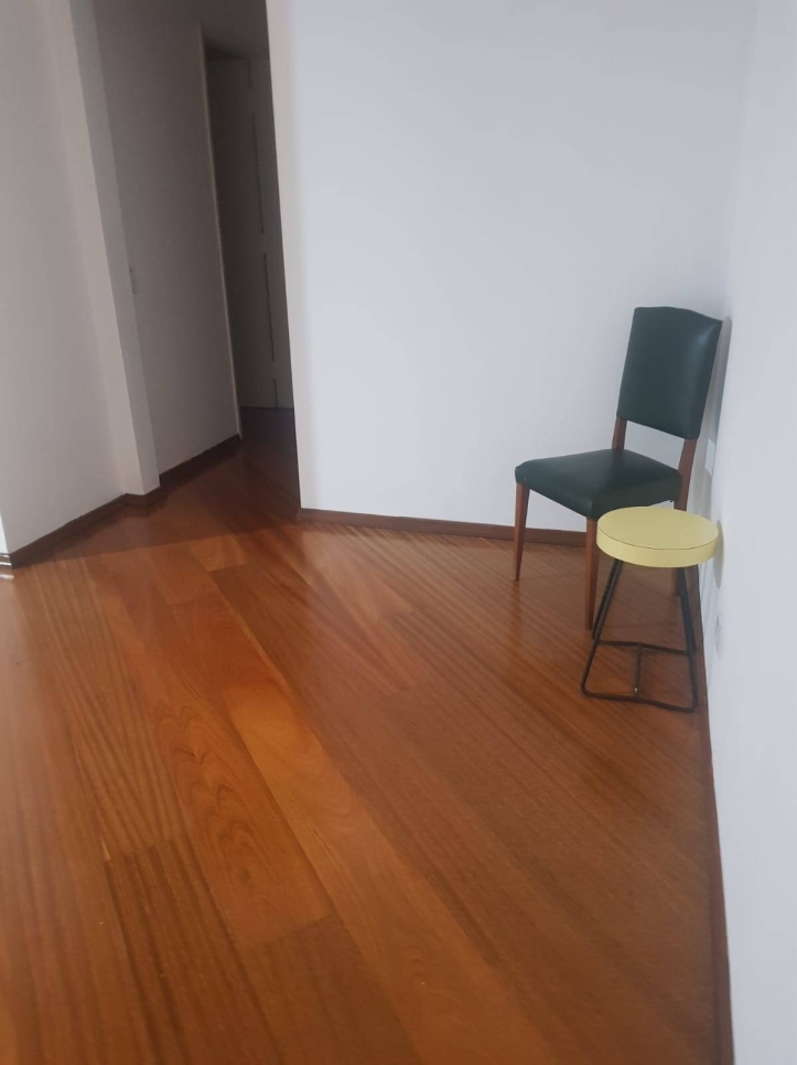 Apartamento à venda com 3 quartos, 82m² - Foto 4