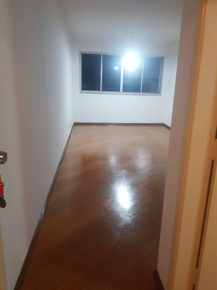 Apartamento à venda com 3 quartos, 82m² - Foto 1