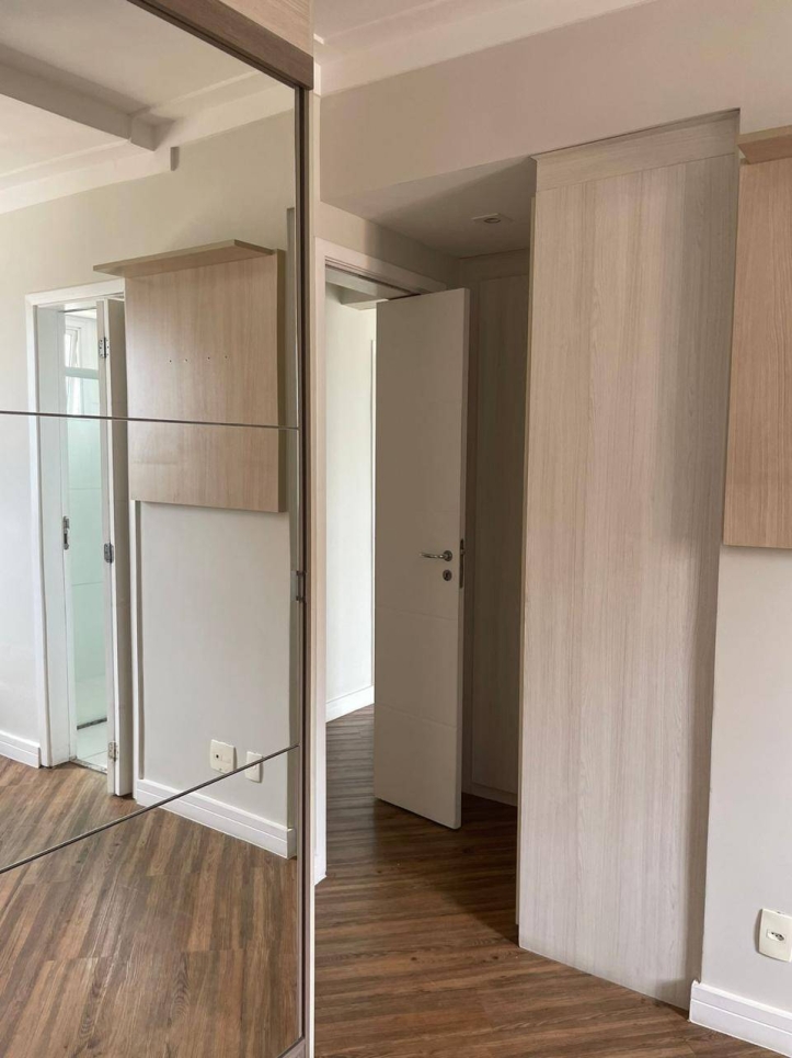 Apartamento à venda com 3 quartos, 111m² - Foto 8