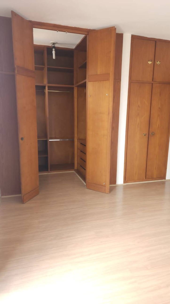 Apartamento à venda com 3 quartos, 173m² - Foto 8