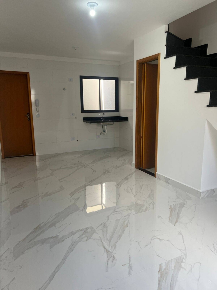 Sobrado à venda com 2 quartos, 65m² - Foto 3